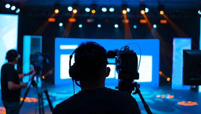 Best Corporate Film & Animation Production in Mumbai Professional corporate film and animation production services in Mumbai for branding & promotion.